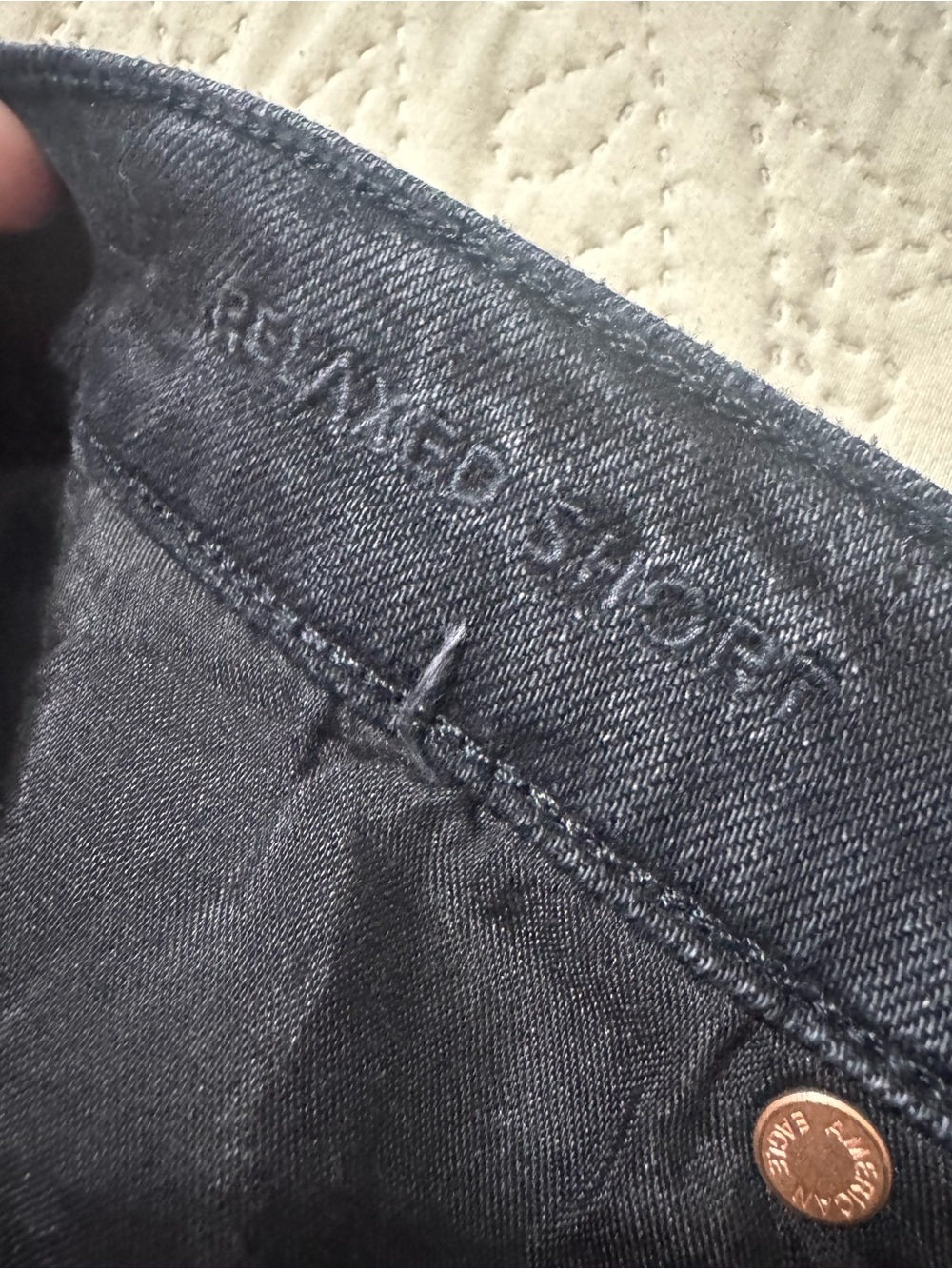 American Eagle Black Distressed Relaxed Denim Shorts - Picture 4 of 4